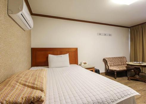 Yangji Park Hotel Changwon Exterior photo